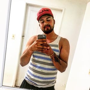 Meet your Posher, Emmanuel